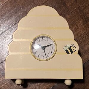 Wendy Bellissimo Baby and Kid Decorative Bee Hive Clock Quartz Yellow Green Cute